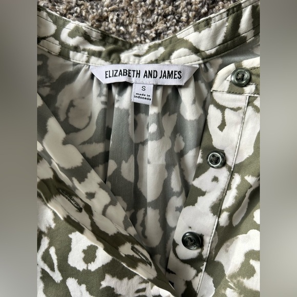 5/$25 Elizabeth and James like new babydoll style dress  size small - Picture 11 of 15